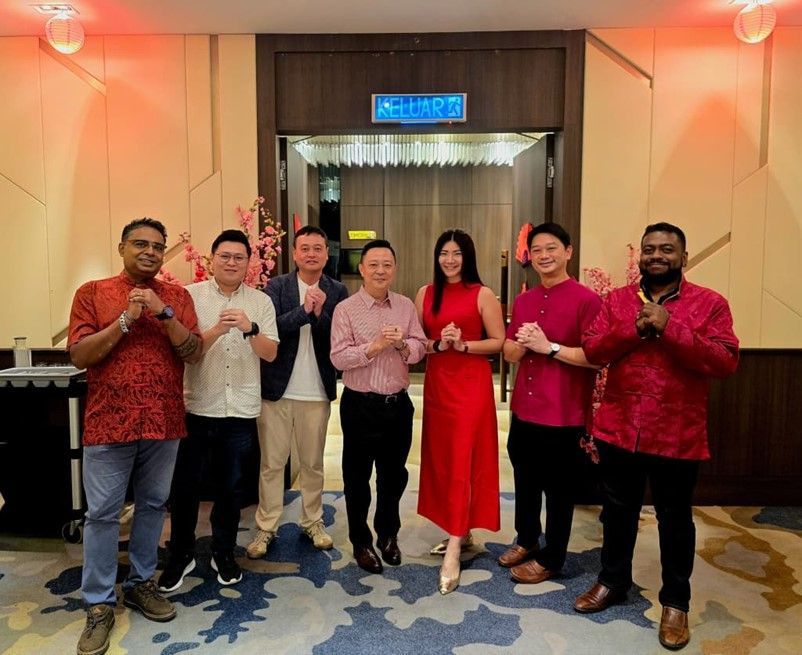 Odoo • Image and Text