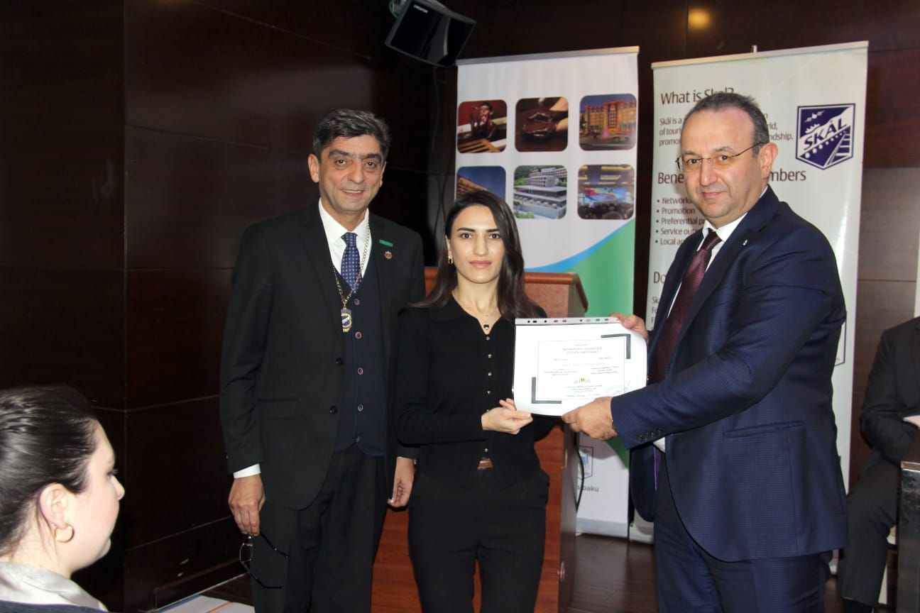 Odoo • Text and Image