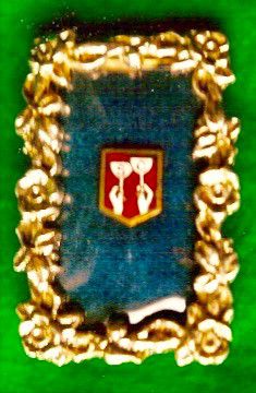 The first club insignia, 1932-1936. The first club insignia, 1932-1936.